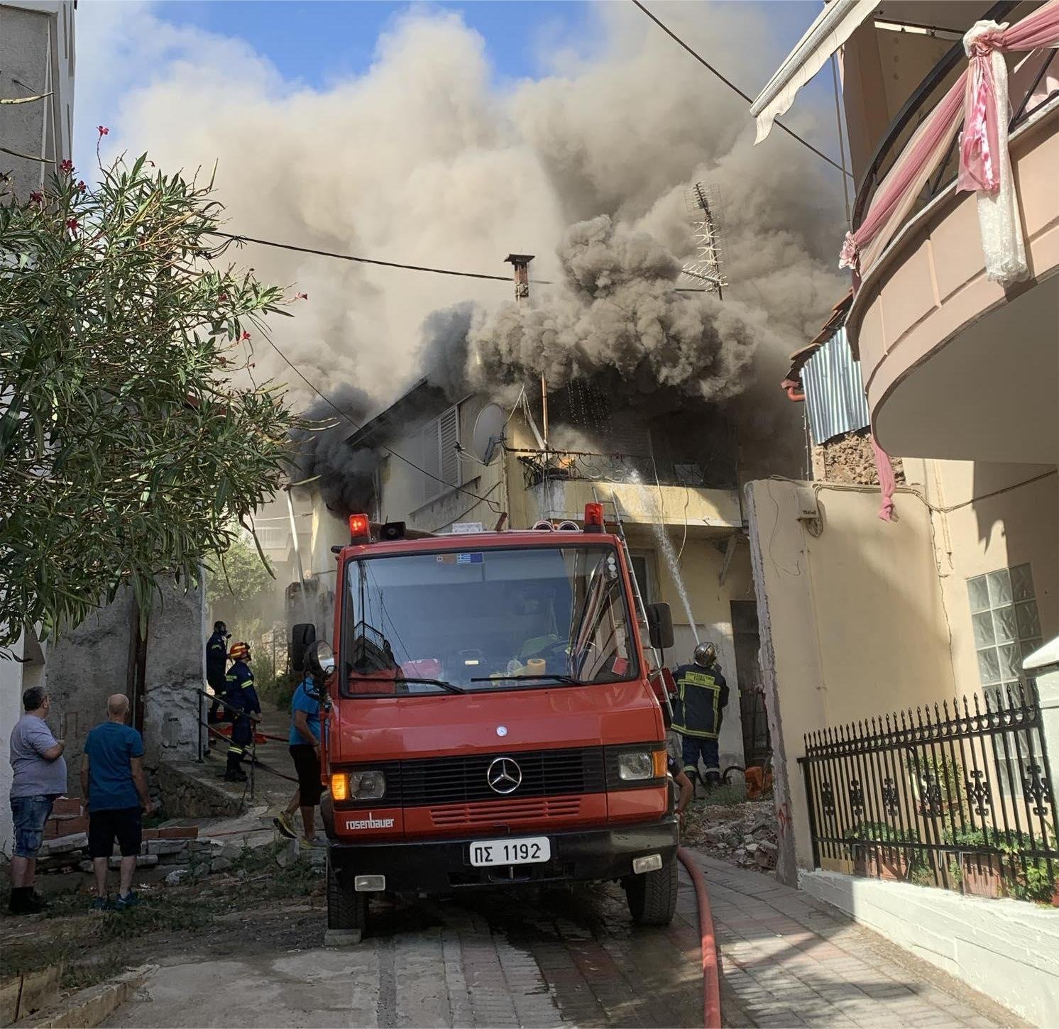 Νάουσα. Φωτιά σε ακατοίκητο στην οδό Μισυρλή