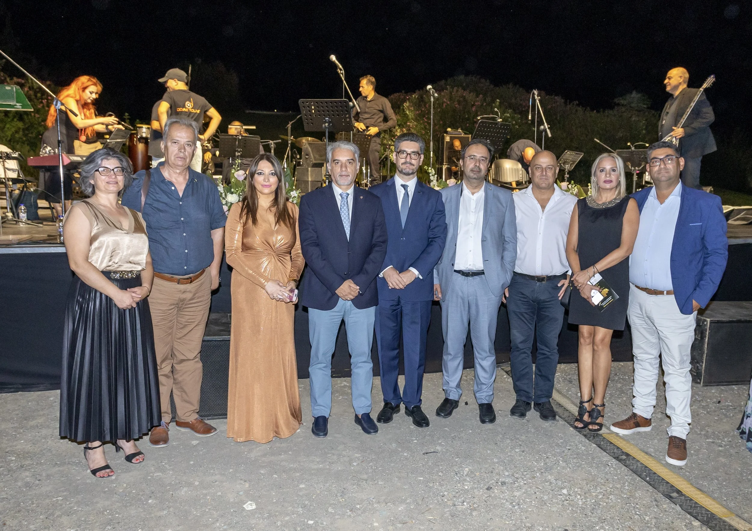 Η Κύπρος δεν κείται μακράν…