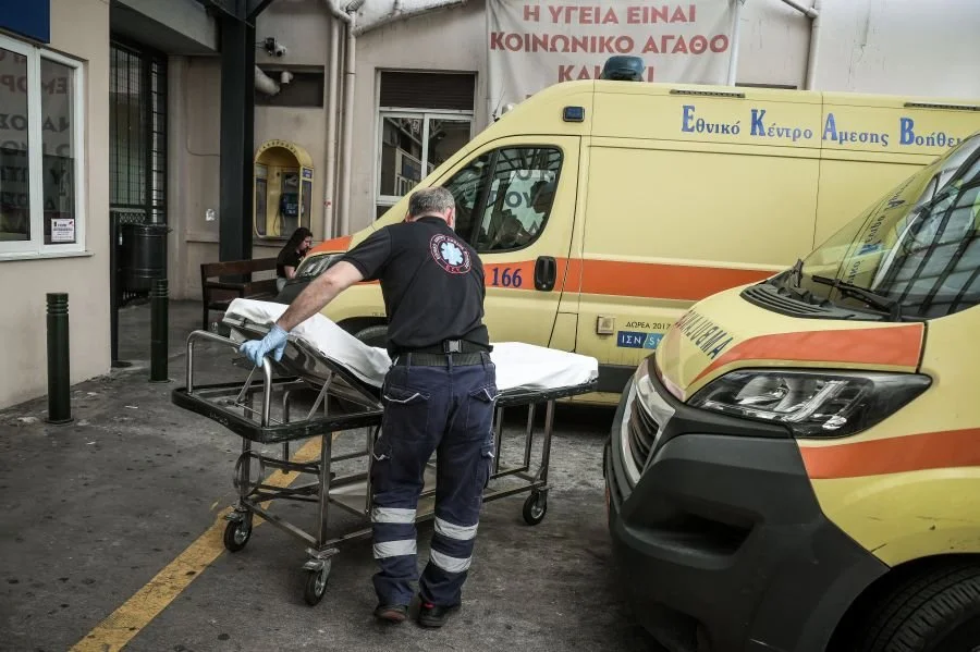 Αλεξάνδρεια. 86χρονος στο κενό από τον τέταρτο όροφο!