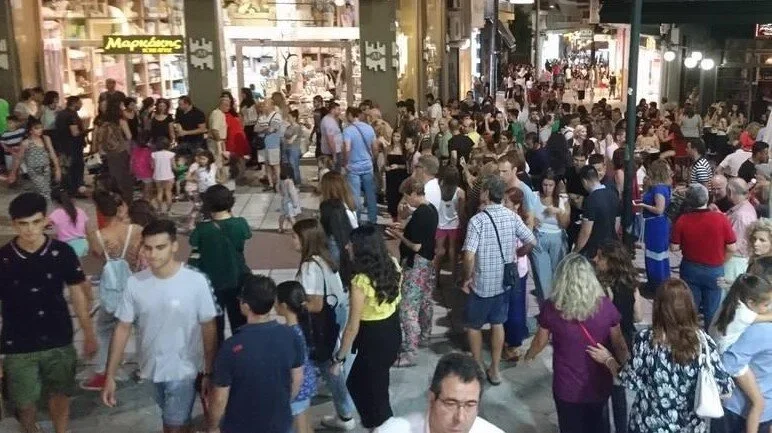 Για την επαναφορά της ’λευκής νύχτας’ ερίζουν Μακρίδης-Τσιπουρίδου