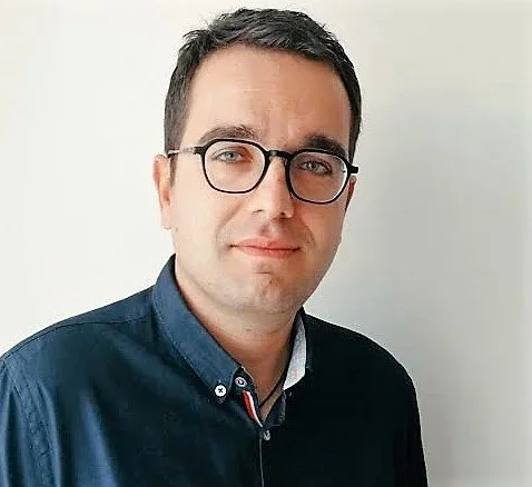 Κορωνάς: Έργο του δήμου το κολυμβητήριο. 15 χρόνια ψέματα από τη διοίκηση