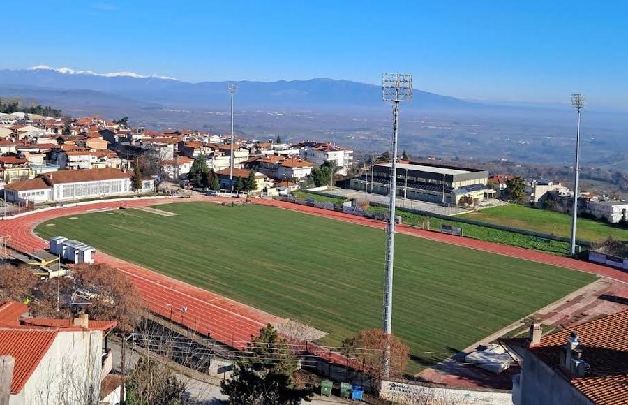 Νάουσα. Σε χρόνο ρεκόρ ο χορτοτάπητας στο γήπεδο