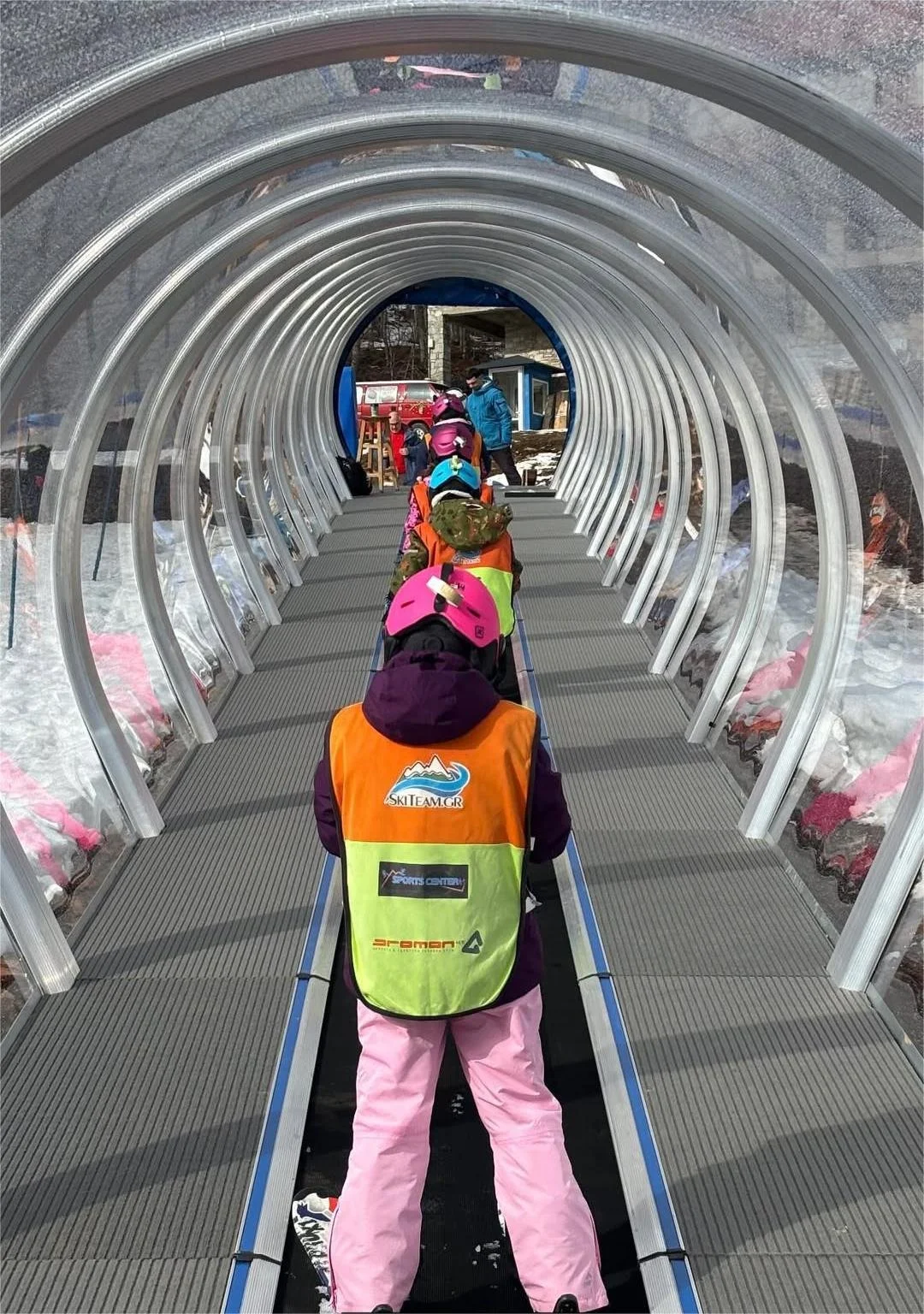 Τα ‘σπάει’ το Magic Carpet στα 3-5 Πηγάδια!