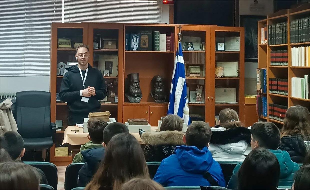 Τα εκπαιδευτήρια ‘Δούκα’ στη Νάουσα για την παγκόσμια ημέρα ελληνικής γλώσσας