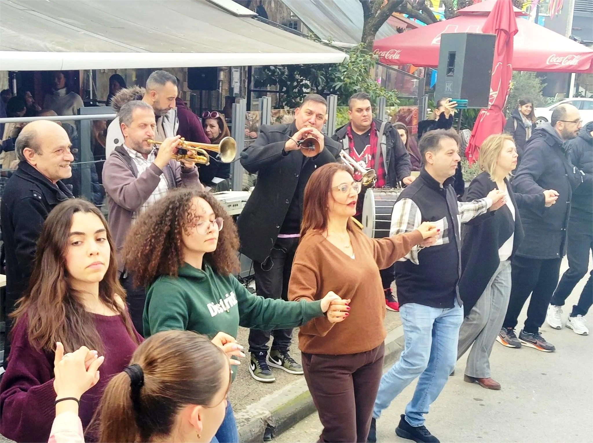 Κι ο χορός καλά κρατεί στον ‘Σείριο’!