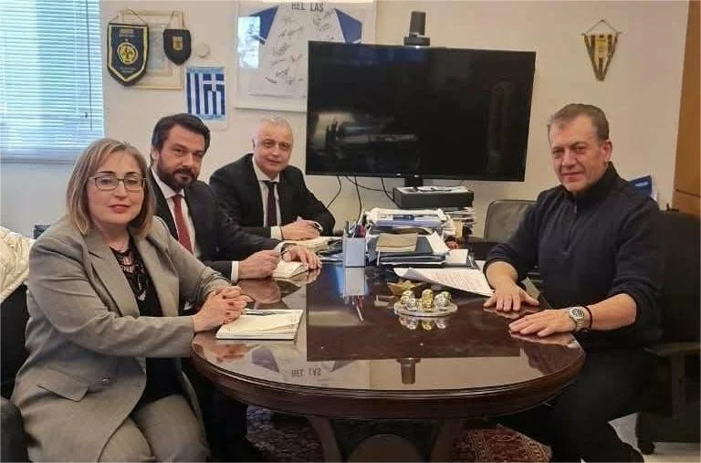 Στον Βρούτση για την τεχνητή χιόνωση στο Σέλι