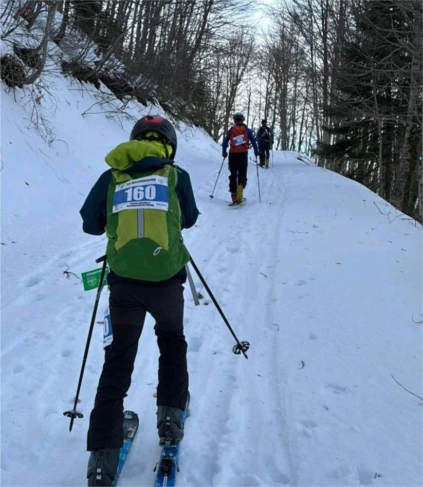 Βασίλης και Χρήστος Καισαρίδης στα μετάλλια του πανελλήνιου ορειβατικού σκι στον Παρνασσό