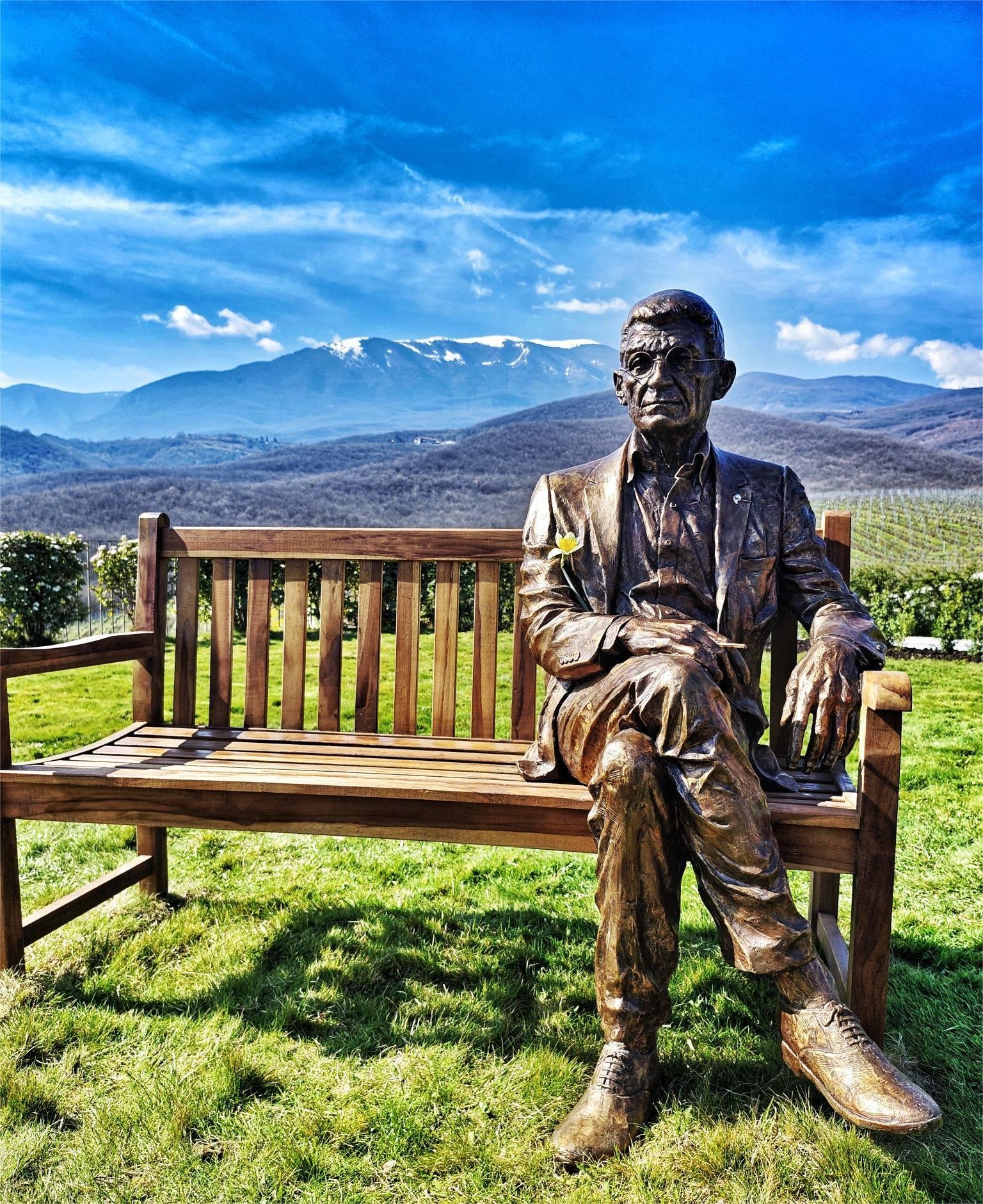 Ο Κυρ-Γιάννης για πάντα στο Κτήμα του!