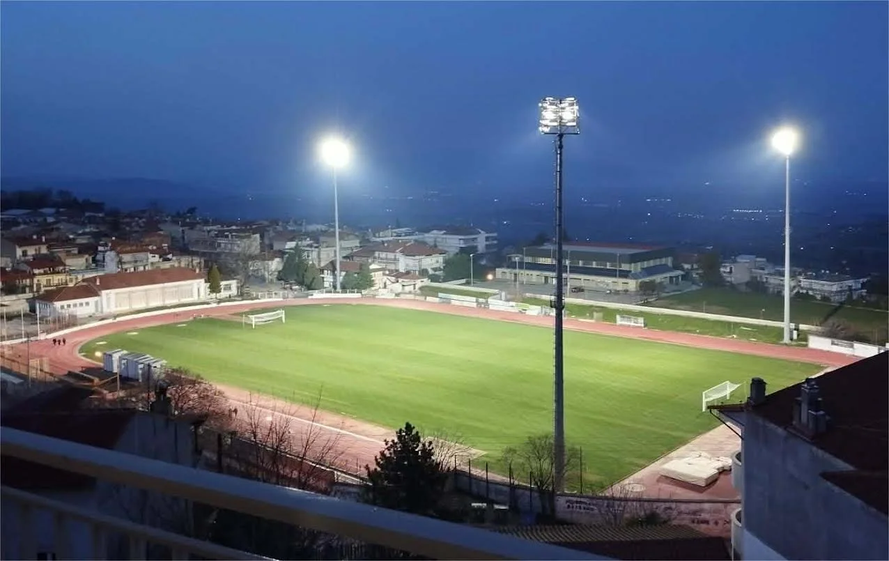 Νάουσα. Ανοικτό για περπάτημα και τρέξιμο το γήπεδο