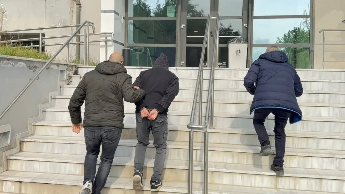 Βέροια. Στον ανακριτή ο 20χρονος για τον ξυλοδαρμό της 24χρονης