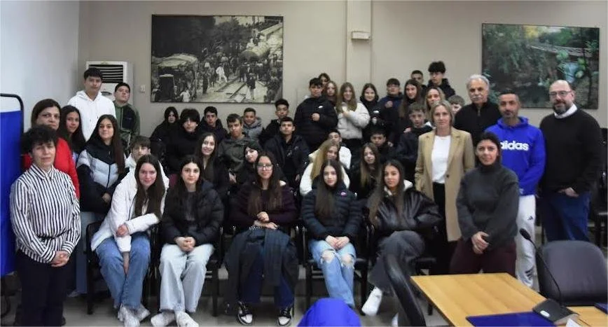 Νάουσα. Στην παρέλαση της 25ης μαθητές από την Πάφο