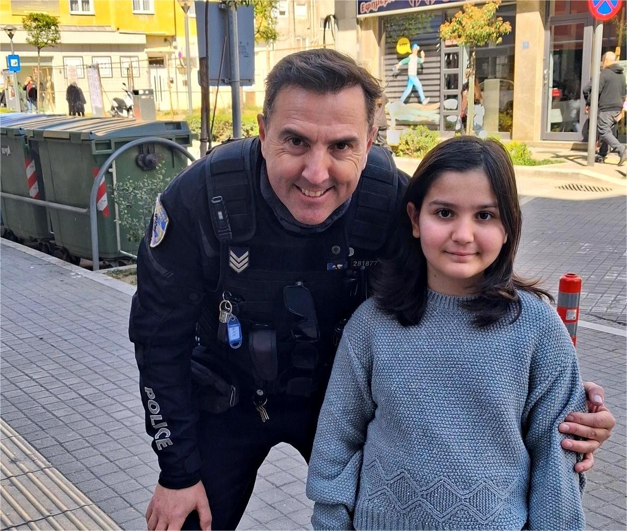 Η μικρή Ελένη είναι πάλι κοντά μας!