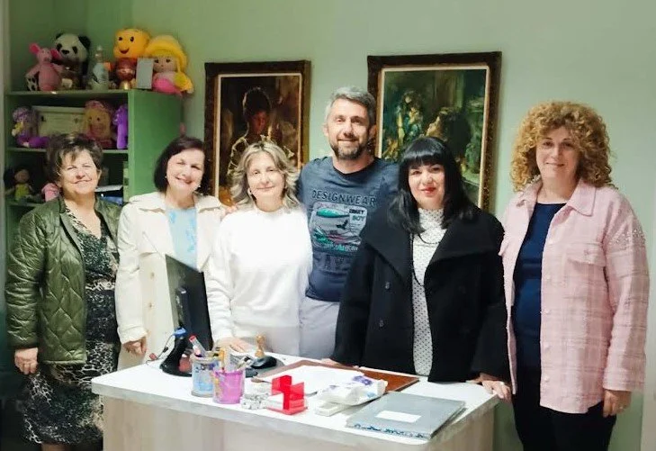 Οι Δημοκράτες στον Όμιλο Προστασίας Παιδιού