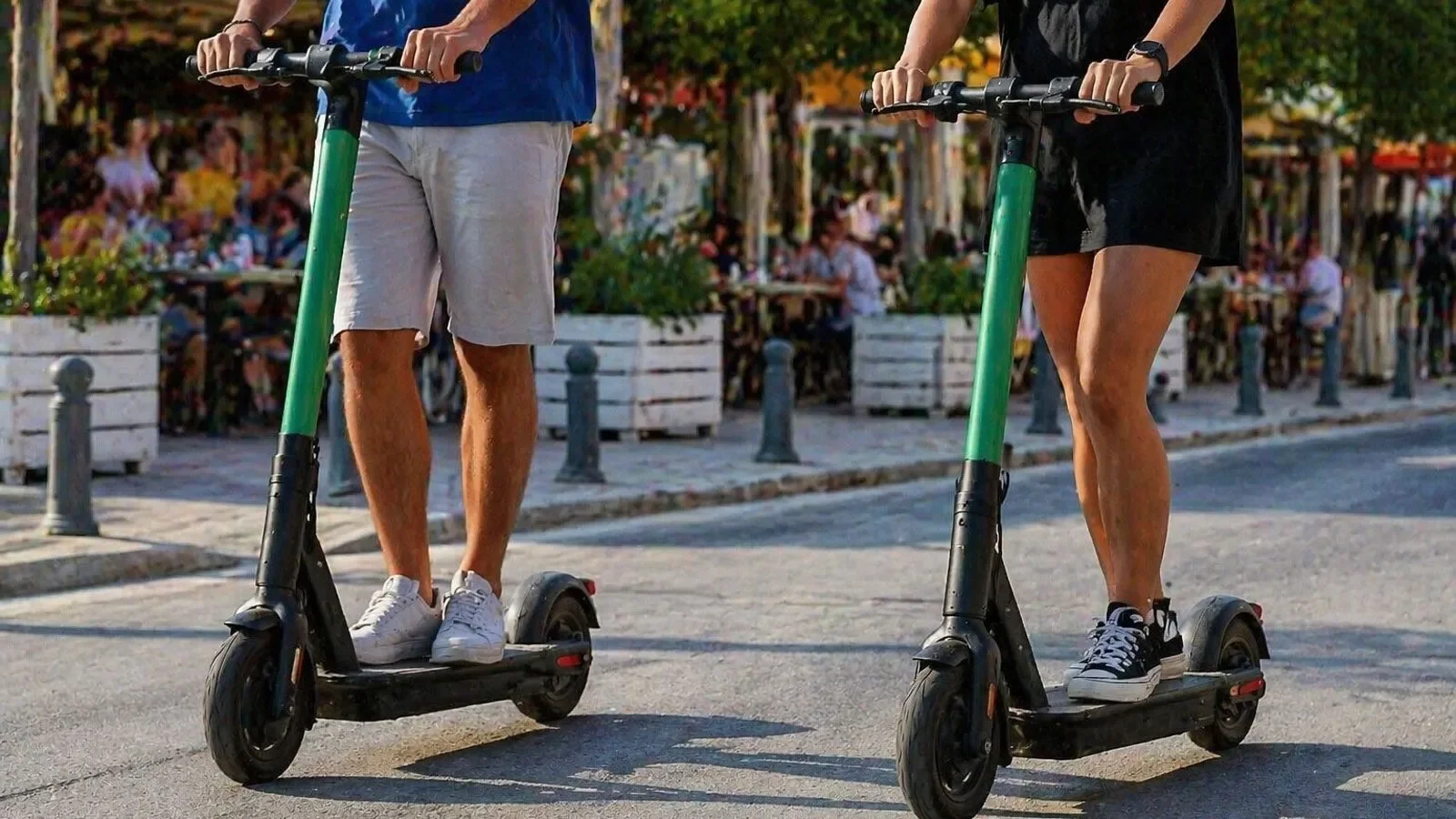 Χρυσοχοΐδης: Πρέπει να απαγορευθούν τα ηλεκτρικά πατίνια!