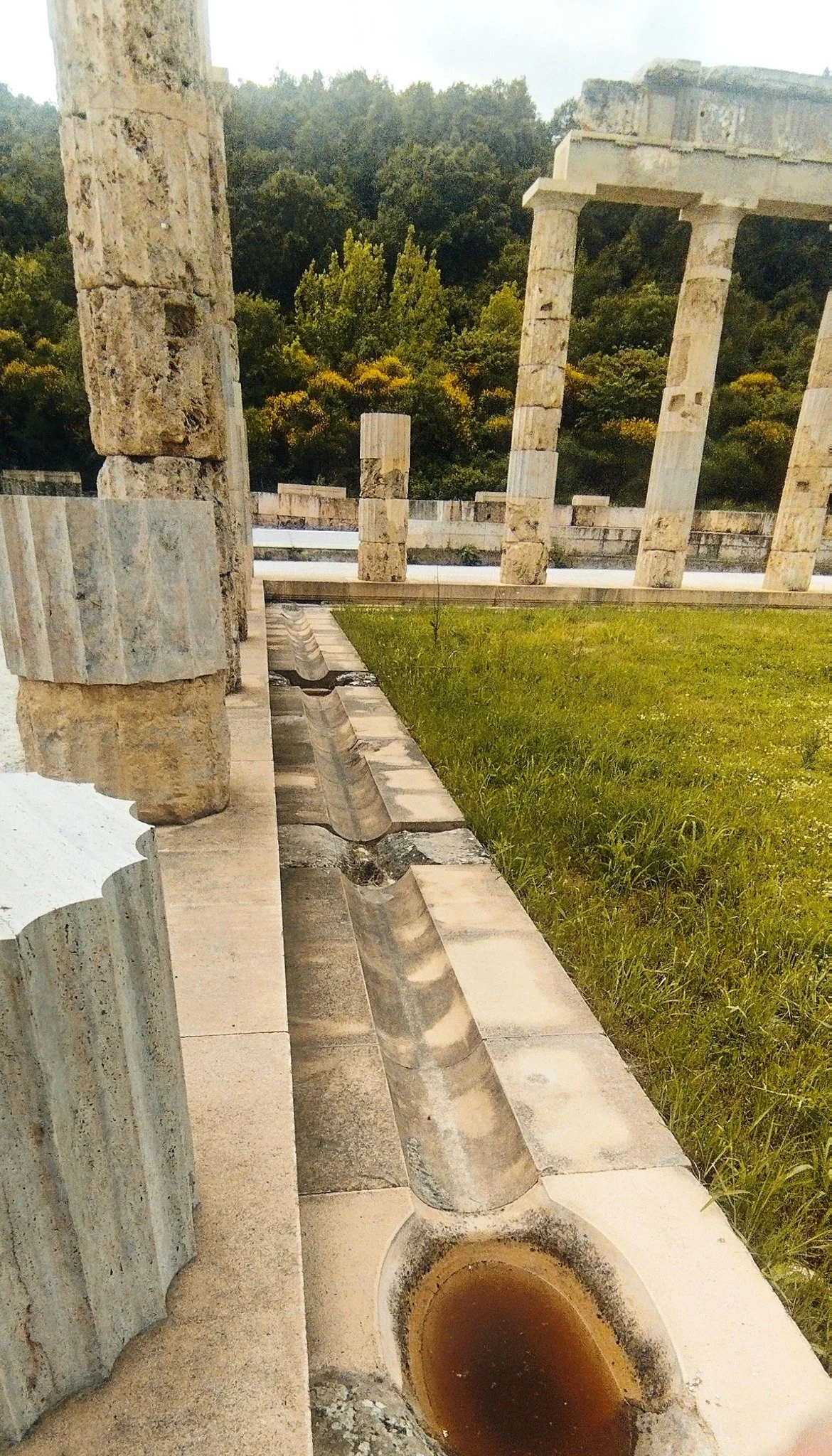 Το αόρατο θαύμα των Αιγών