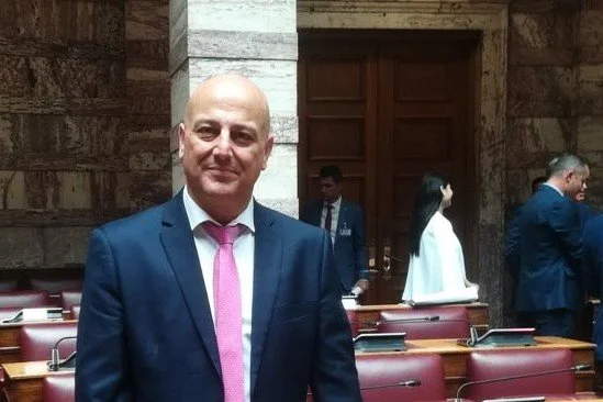 Κοτίδης: Ζητά ενημέρωση για τον δρόμο Ρυακίων-Ελαφίνας