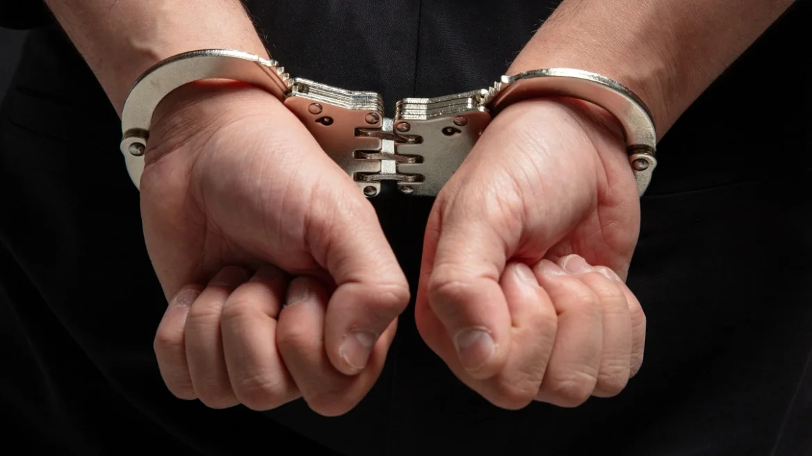 Νάουσα. Σύλληψη 34χρονου για αρπαγή ανήλικης από τα Γρεβενά!