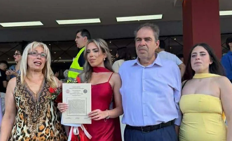 Πτυχίο Ιατρικής για τη Νικολέτα Δημητριάδου