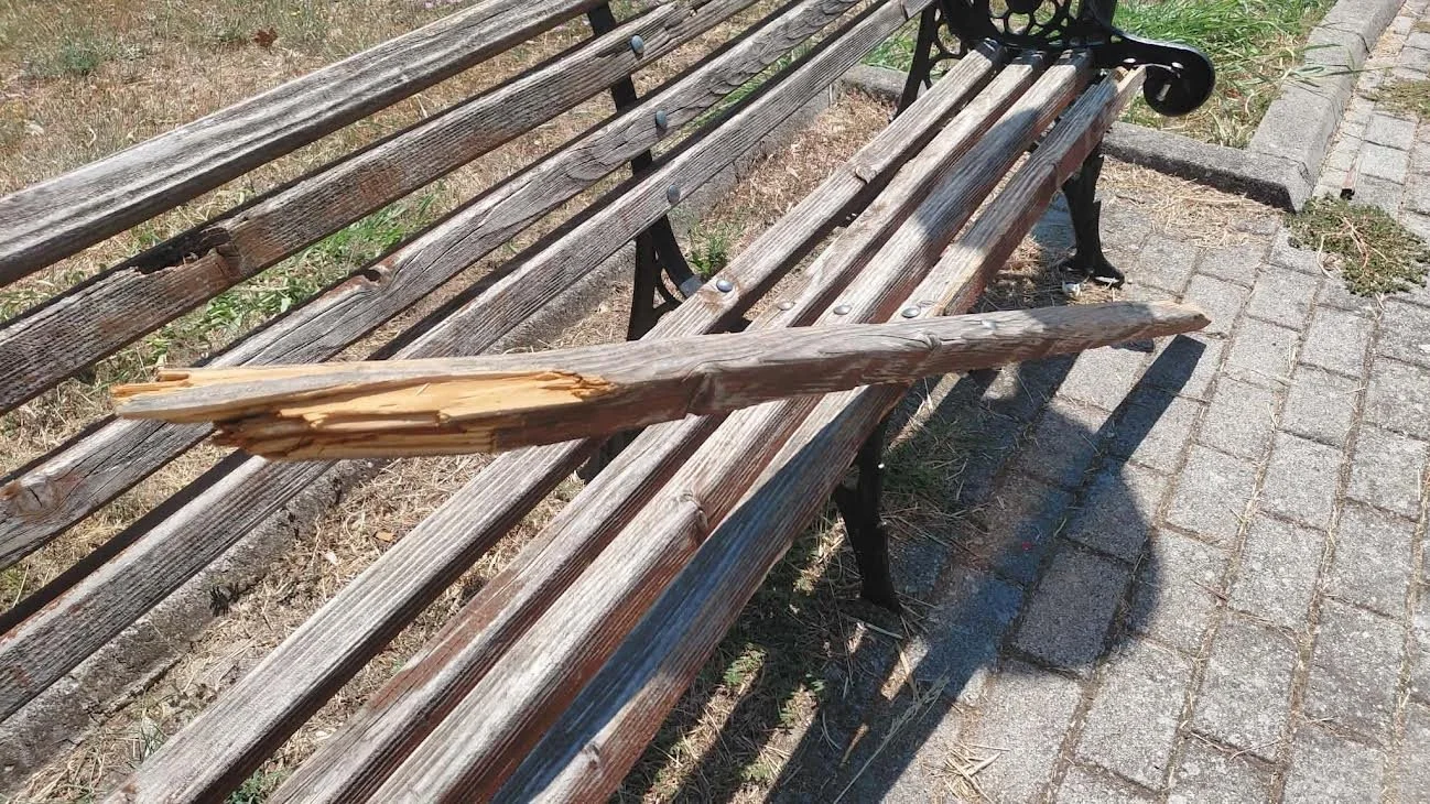Βέροια. Βανδαλισμοί δημόσιων χώρων στη Ράχη
