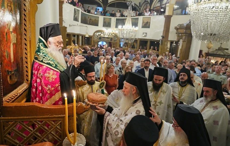 Η Νάουσα τιμά τον πολιούχο της όσιο Θεοφάνη