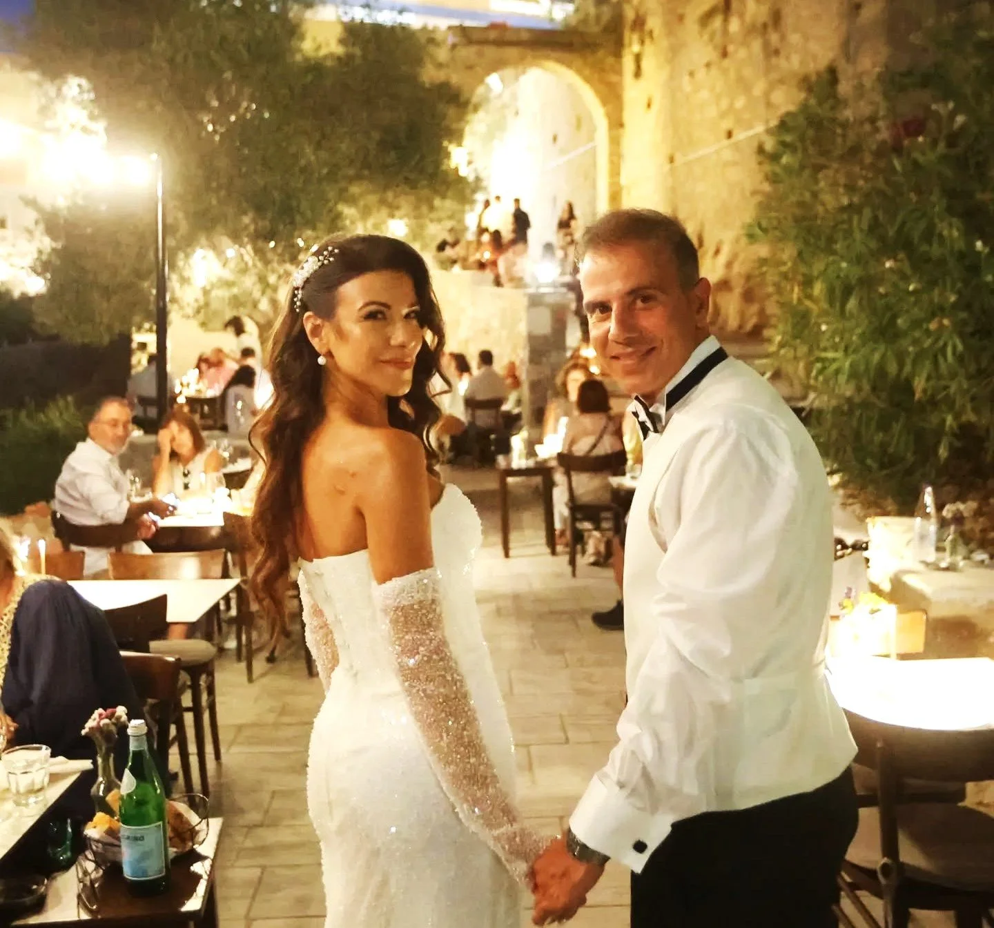 Στη Σύρο ο γάμος της Βασιλικής!
