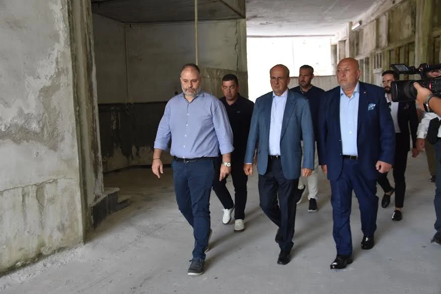 Κουτσογιάννης με Χατζηδάκη για ‘Νήμα’, ΕΚΕΤΑ, βασιλικό γυμνάσιο Μίεζας και ‘Βέρμιον’