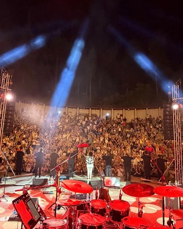 Βέροια. Μεγάλη αγκαλιά για Πρωτοψάλτη-Πορτοκάλογλου στο θέατρο Άλσους