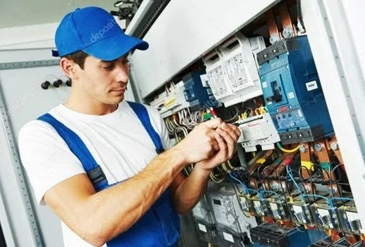 Η PLASTERM ζητά μηχανικό συντήρησης, ηλετροσυγκολλητή και ηλεκτρολόγο