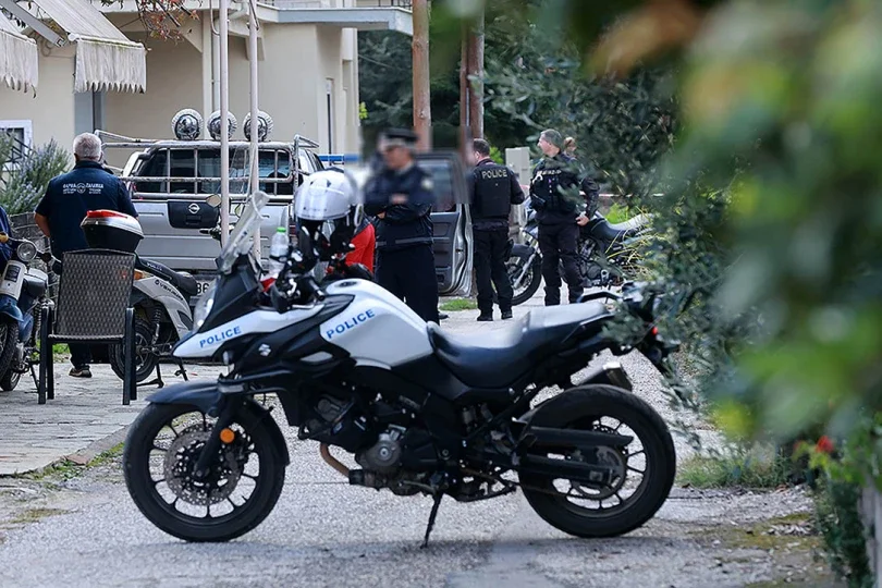 Χειροπέδες σε σπείρα διαρρηκτών που ρήμαξε 34 σπίτια. Δράση και στην Ημαθία