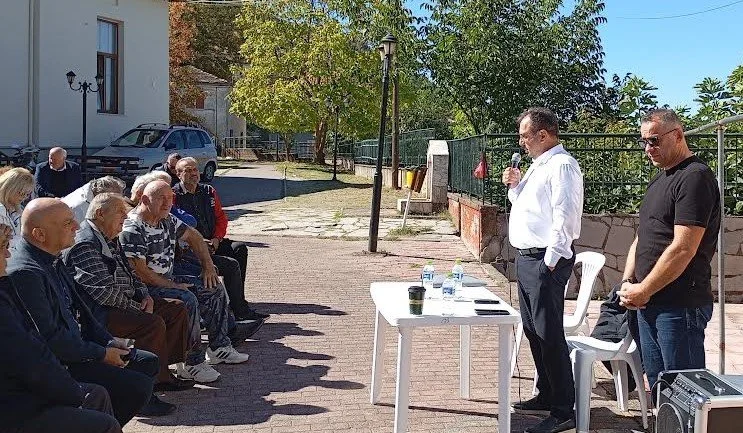Ο δήμαρχος σε Σφηκιά και Ριζώματα για τον δήμο Αιγών