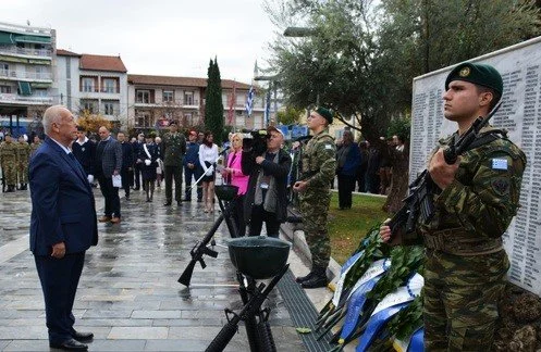Επιλέγει Λατινοπούλου ο Απόστολος