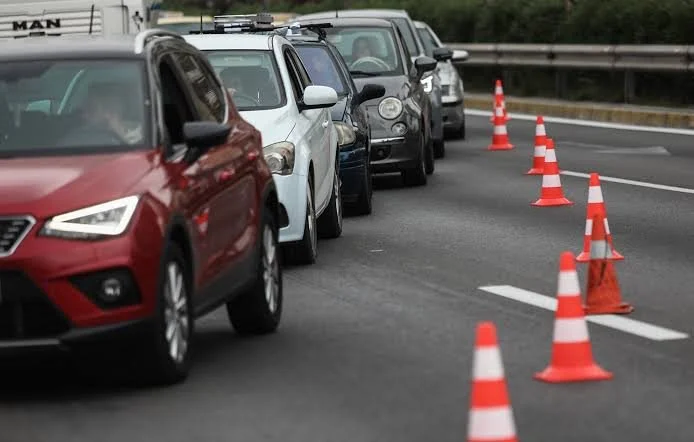 Κυκλοφοριακές ρυθμίσεις στον ΠΑΘΕ. Κλείνουν δύο λωρίδες προς Βέροια από Δευτέρα