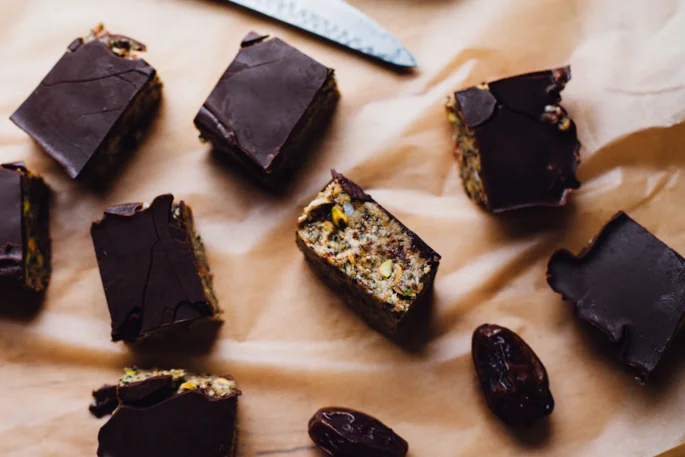 Hemp Tahini Date-Caramel Bars (Vegan, Gluten Free)