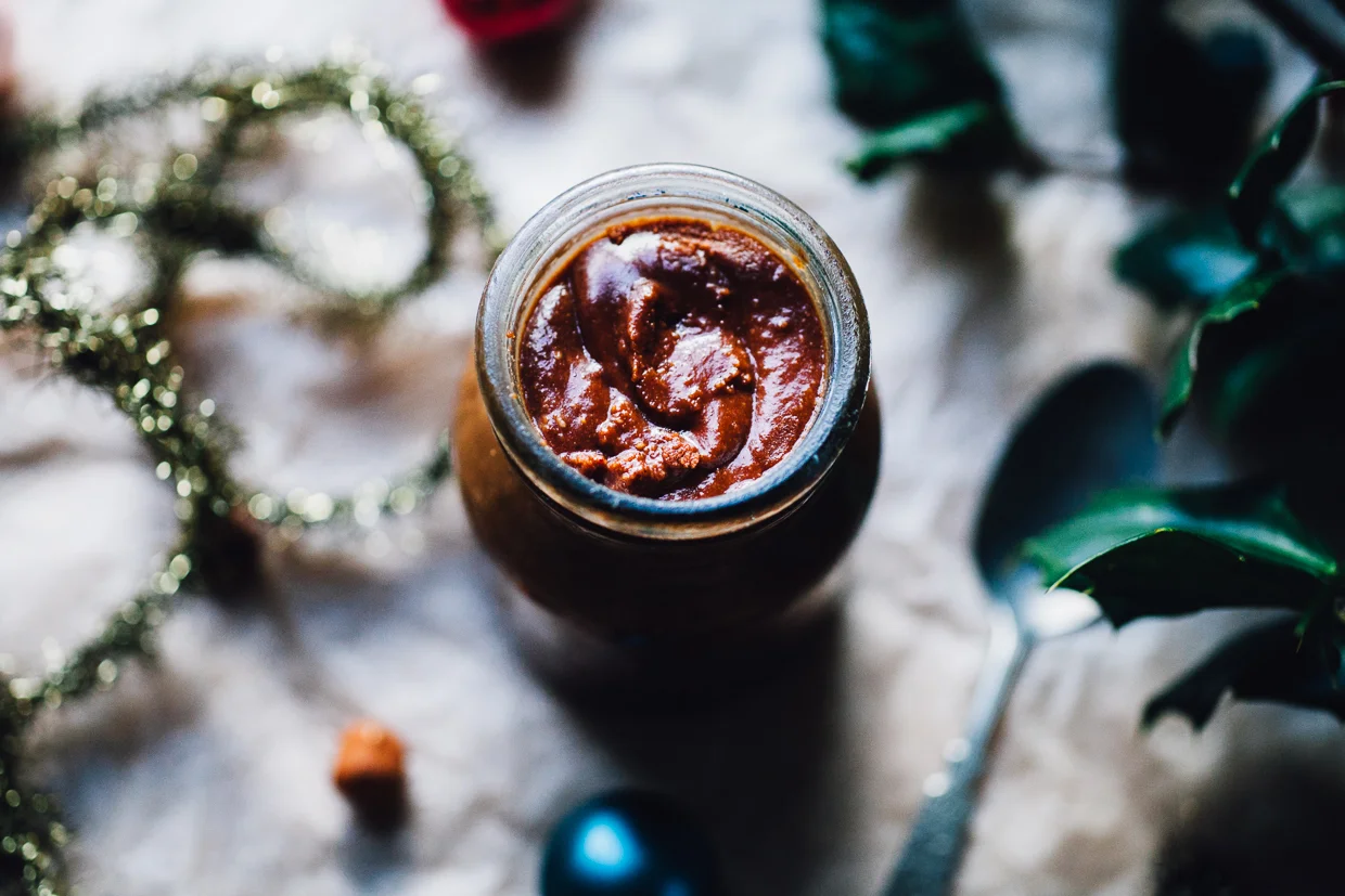 DIY Gourmet Nut Butters + The WFFF Healthy Holiday Gift Guide!