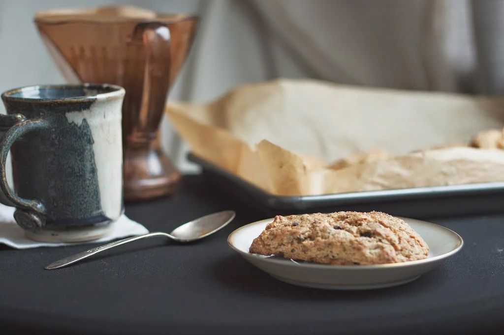 PISTACHIO CHOCOLATE CHUNK SCONES (VEGAN)