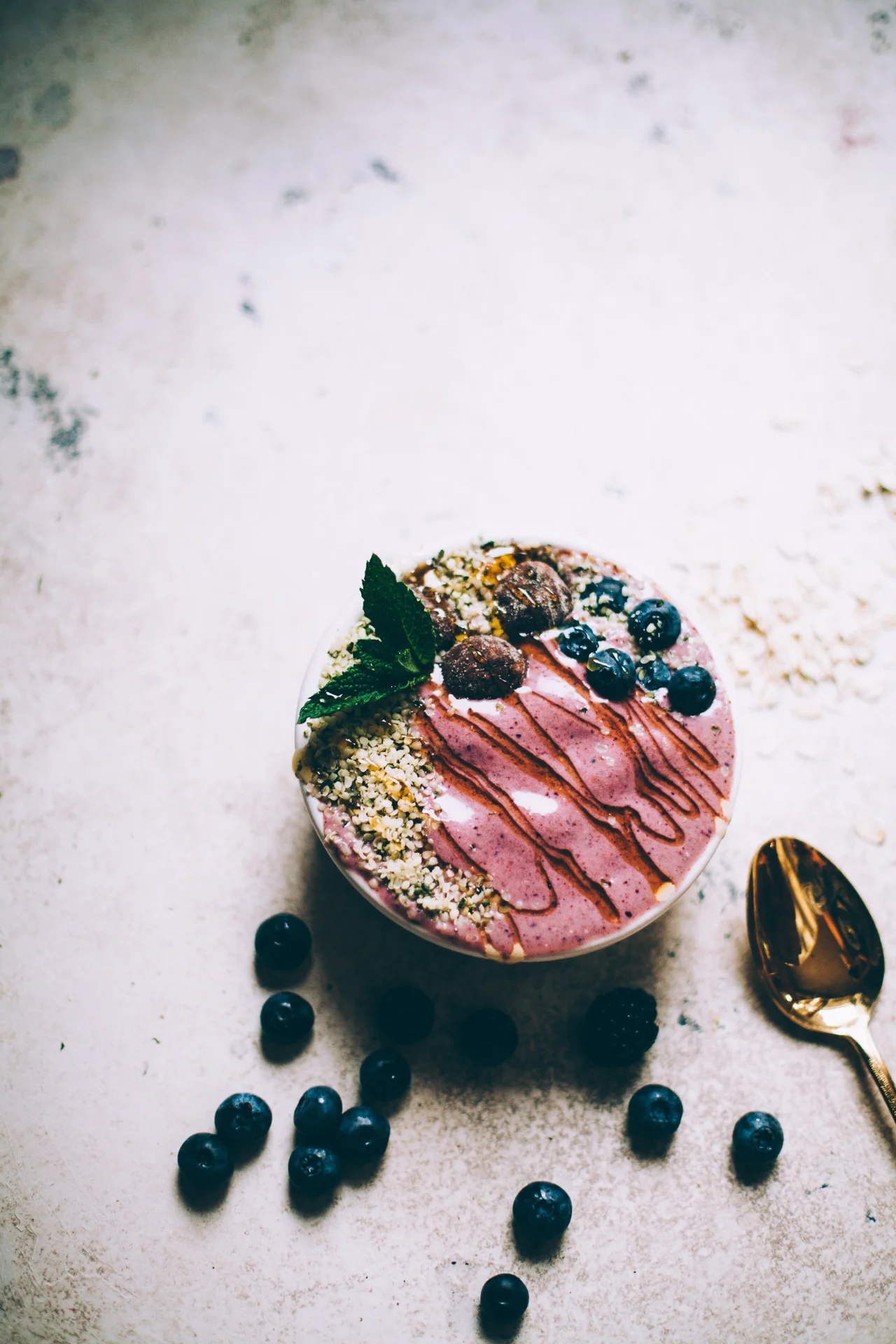Starry Night Smoothie Bowl  (Mango Berry Cashew Butter with Hemp Hearts and Honey) + A Recap of the #BossBabeRetreat in Minneapolis!
