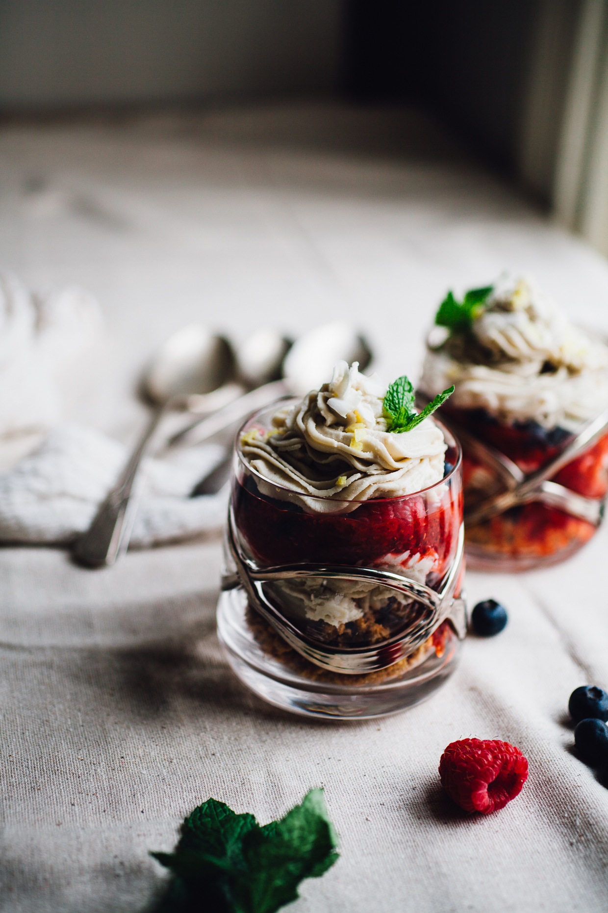 raw-cheesecake-cups-3474.jpg