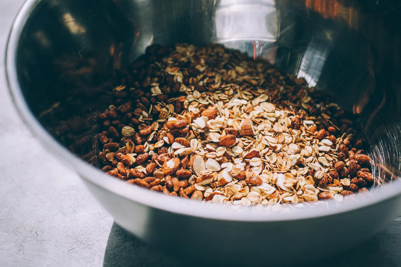 chocolate-peanut-butter-granola-bars-4484.jpg