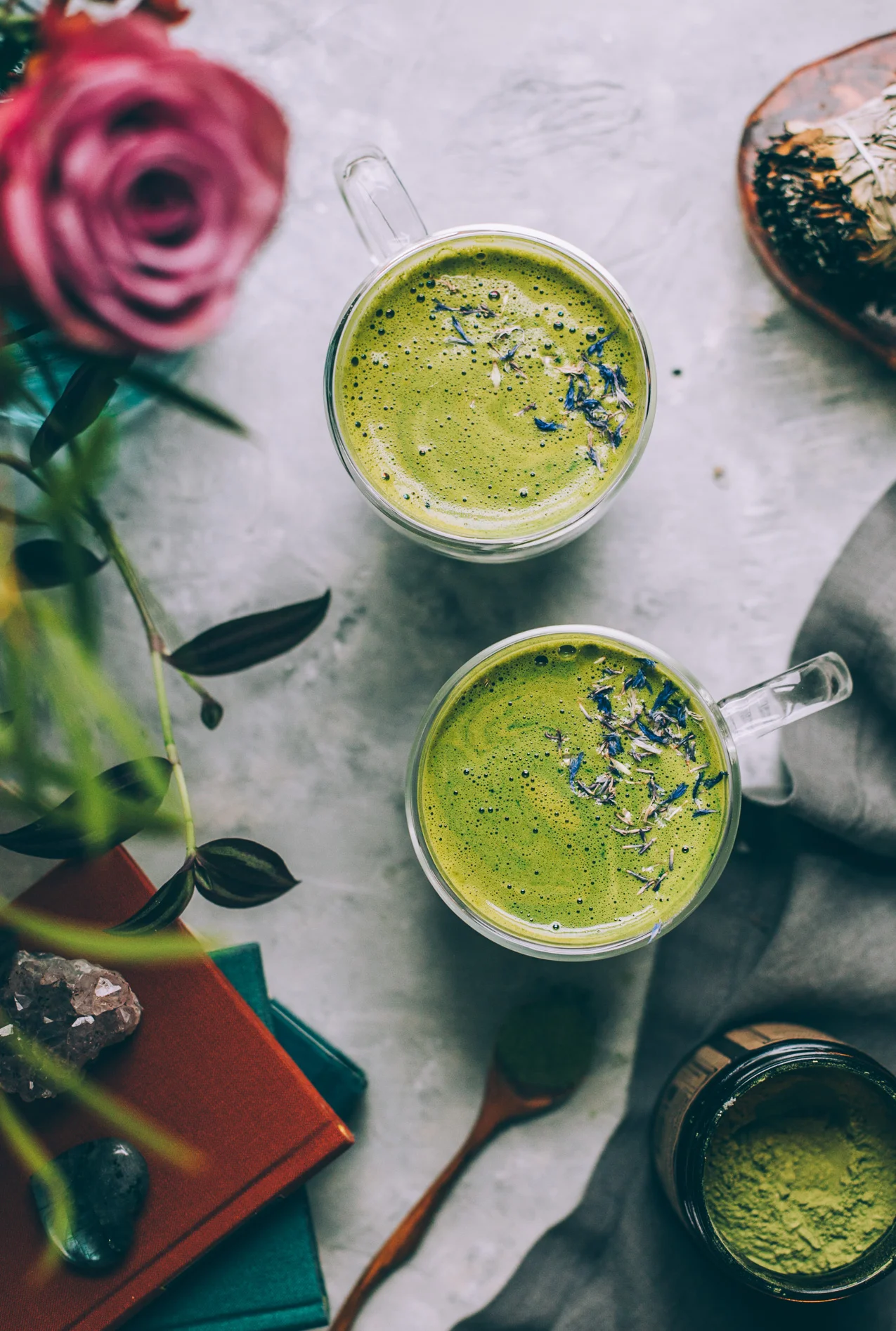 coconut butter matcha latte recipe (vegan)