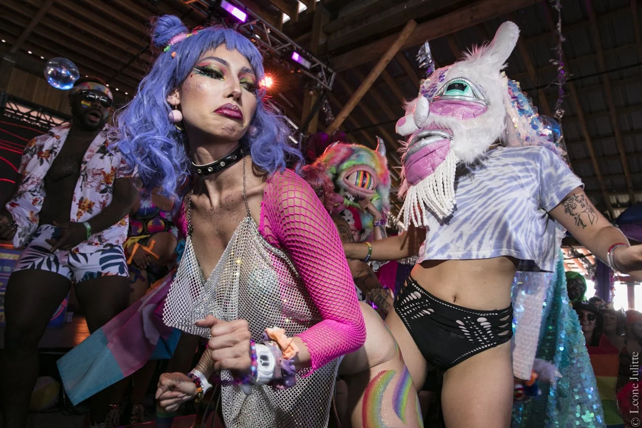 bonnaroo 22-pride parade-8427.jpeg