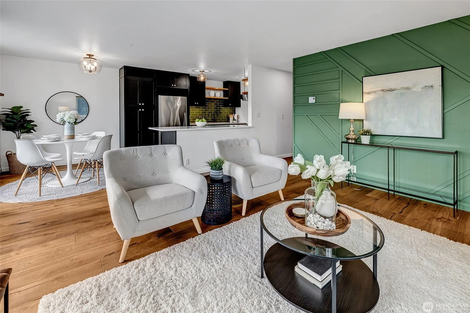 SOLD: Spacious Queen Anne Condo