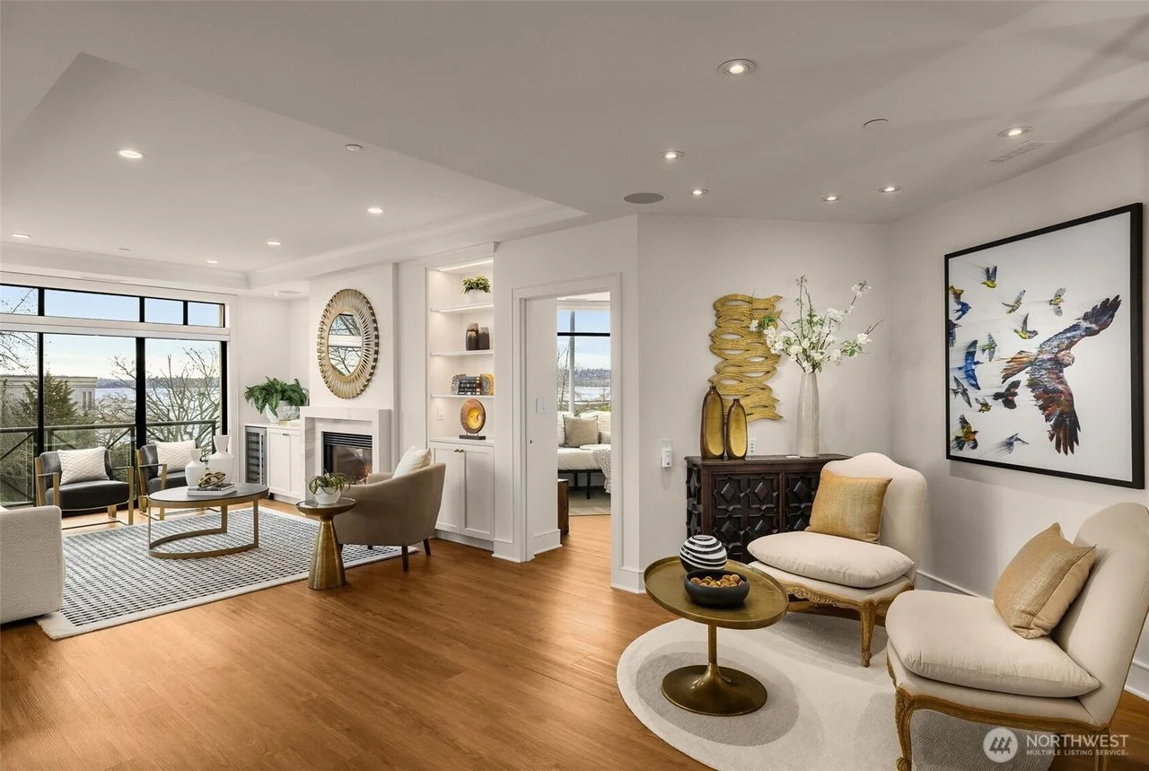 SOLD: Dreamy Kirkland Condominium