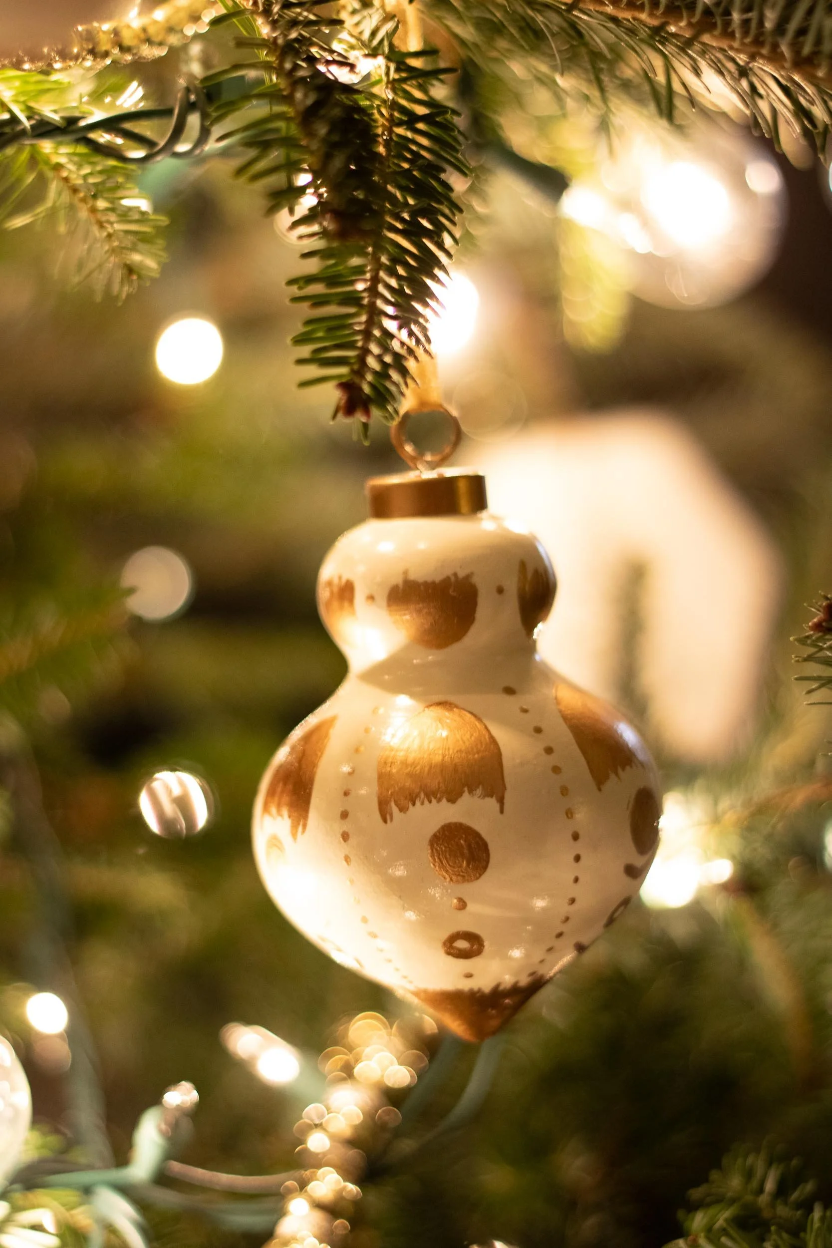 Ogee Ornament - on Tree - Web-25.jpg