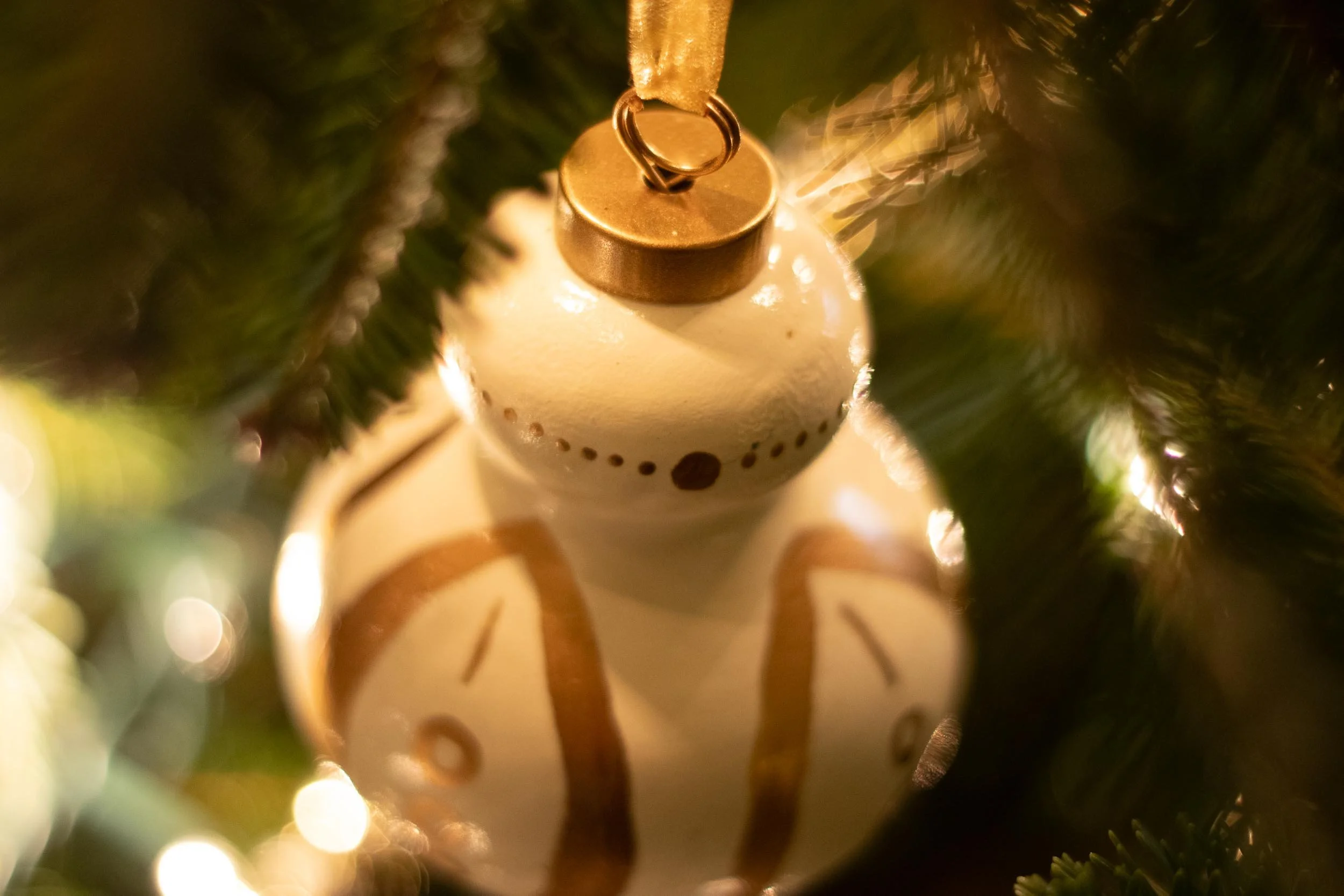 Ogee Ornament - on Tree - Web-22.jpg