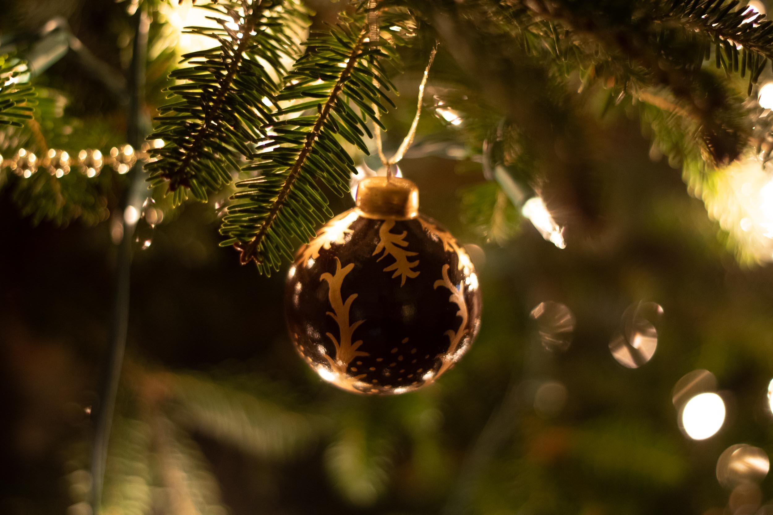 Small Ball Ornament - on Tree - Web-3.jpg