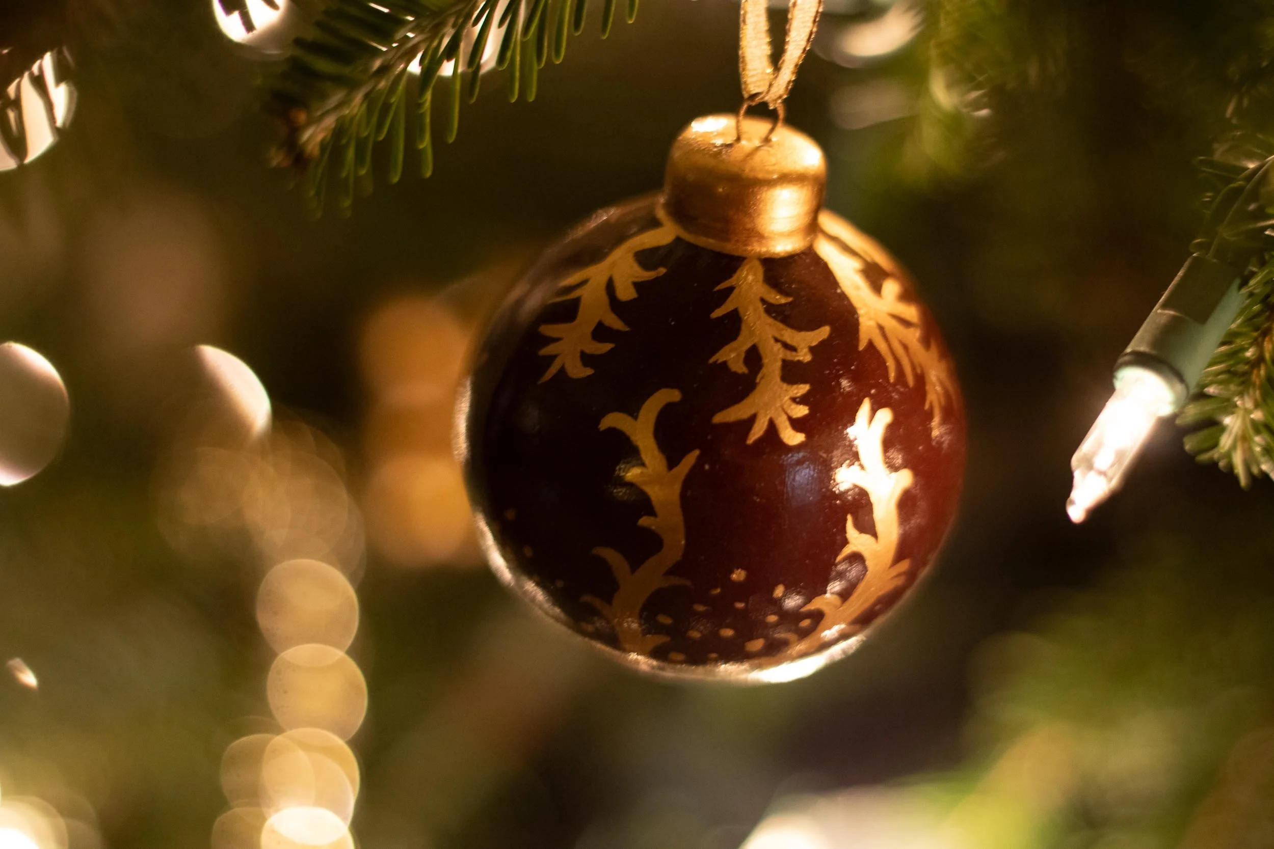 Small Ball Ornament - on Tree - Web-4.jpg