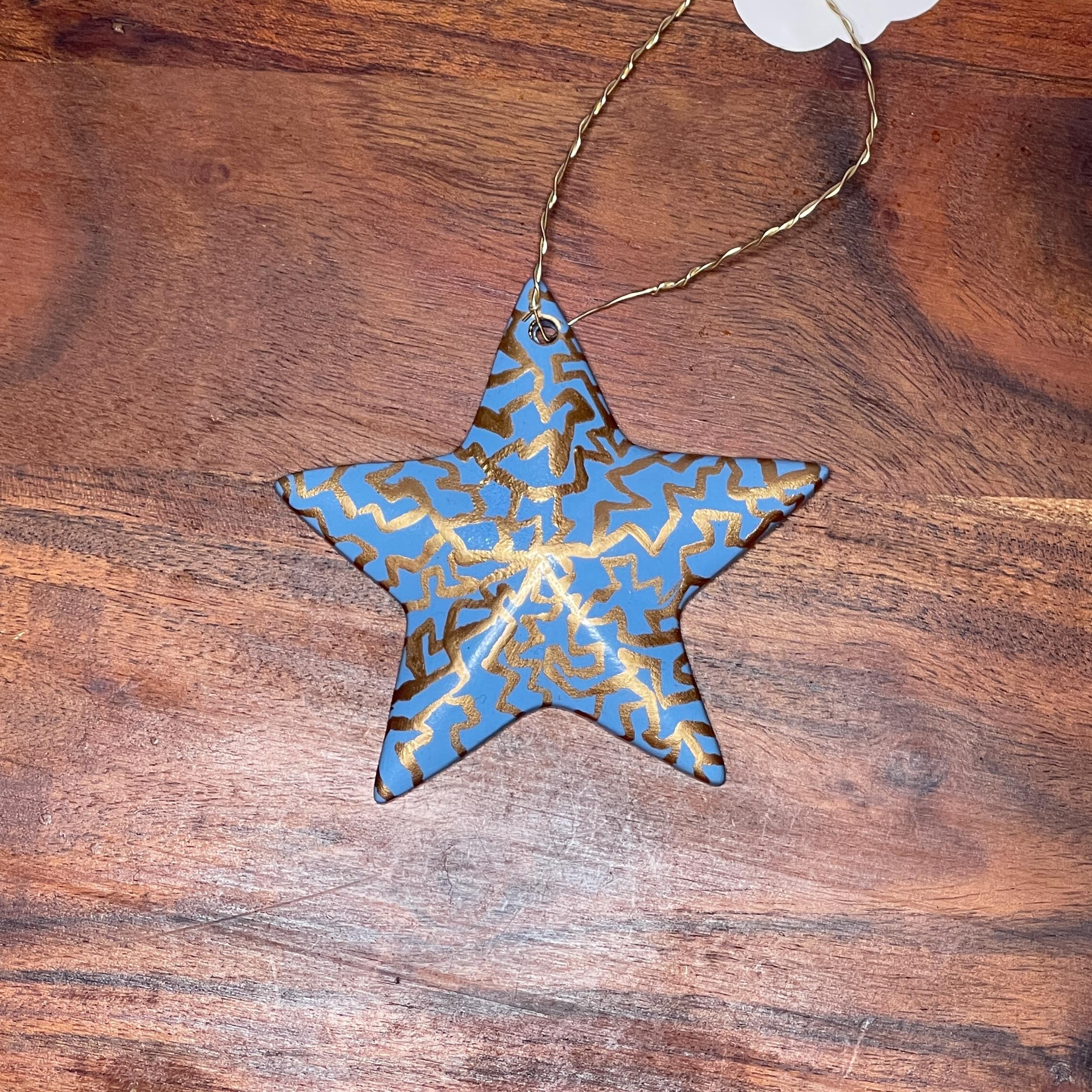 BethGlover-CeramicOrnaments-Stars-Web-41.jpg