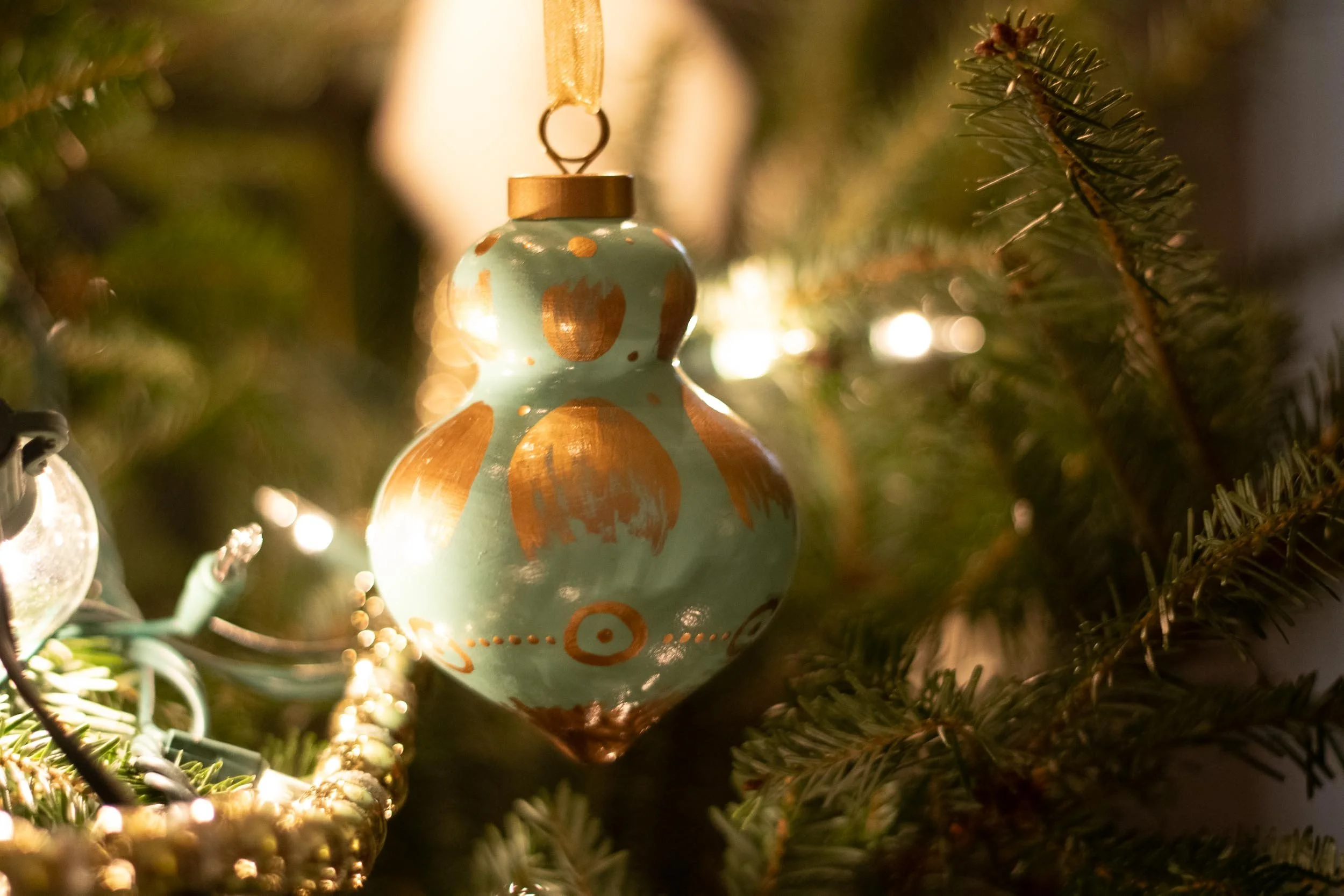 Ogee Ornament - on Tree - Web-12.jpg