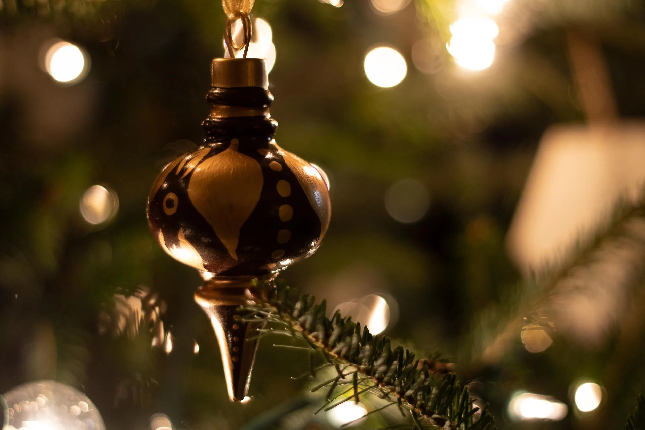 Finials - on Tree - Web-04.jpg