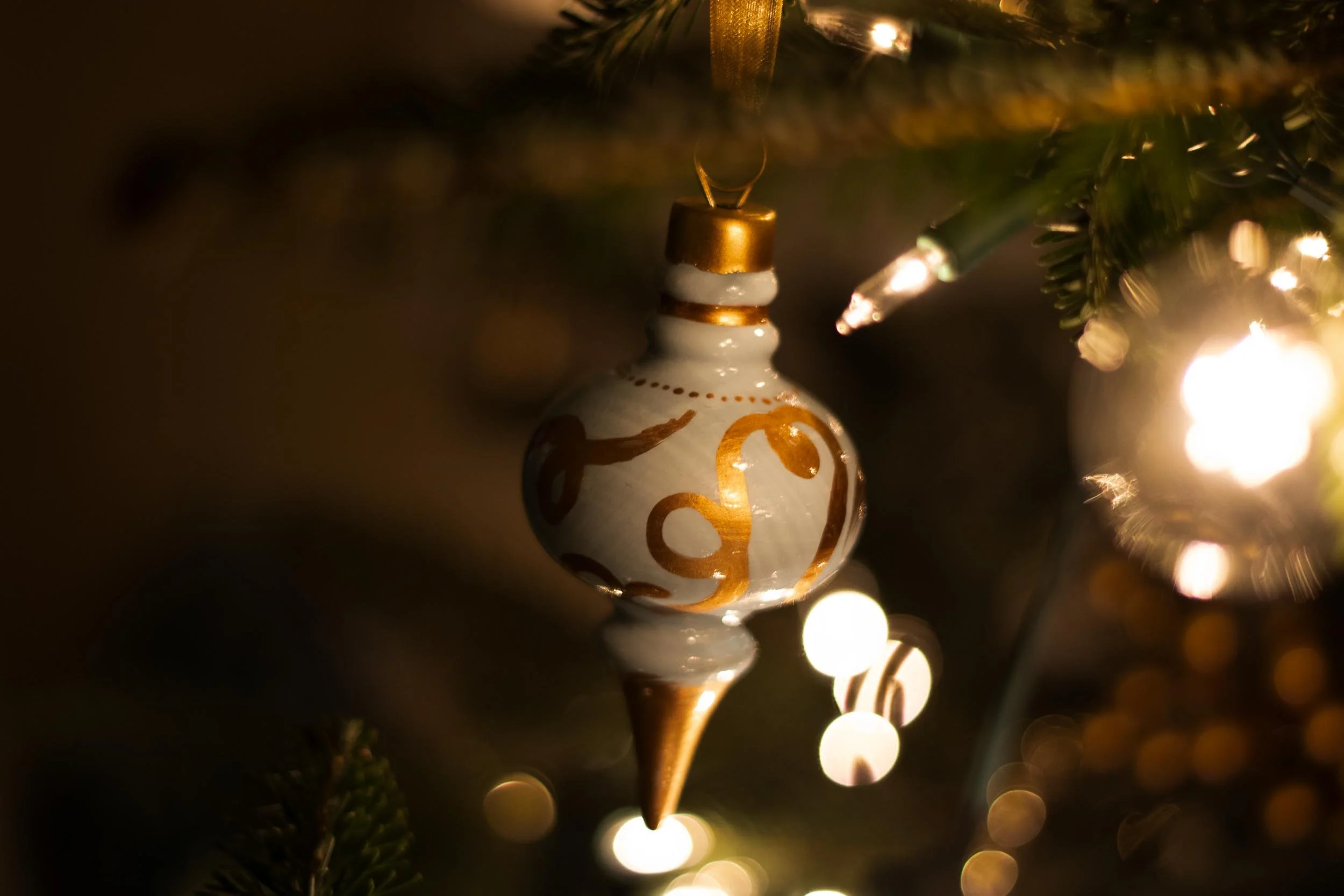 Finials - on Tree - Web-30.jpg